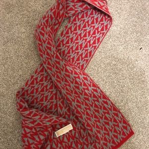 Michael Kors Scarf (MK)